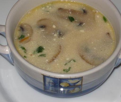 Вершковий грибний суп з перловою крупою