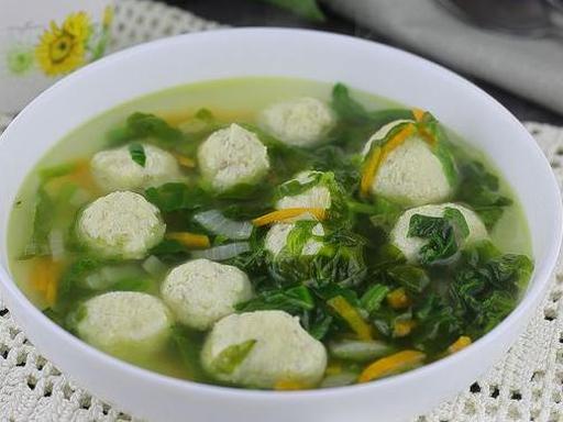 Суп с фасолью, шпинатом и фрикадельками