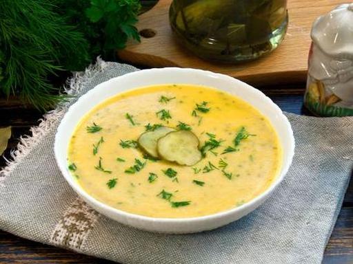 Крем-суп з маринованих огірків