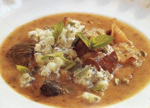 Грецький суп з баклажанами та цукіні