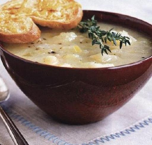 Легкий Картопляний Суп із Сирними Тостами